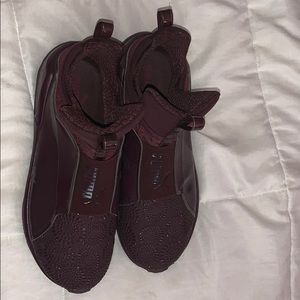 maroon/burgundy puma fierce